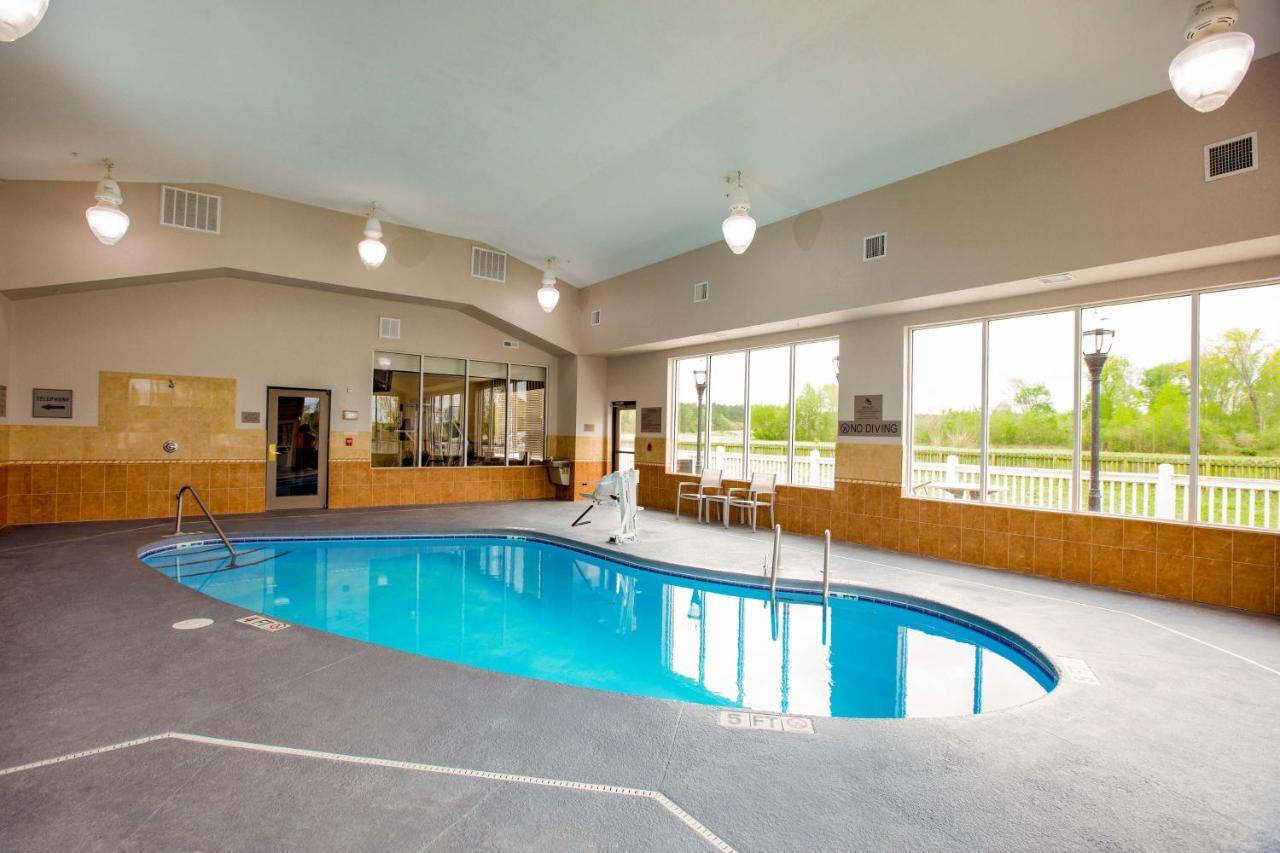 Country Inn & Suites By Radisson, Wilson, Nc Exteriör bild